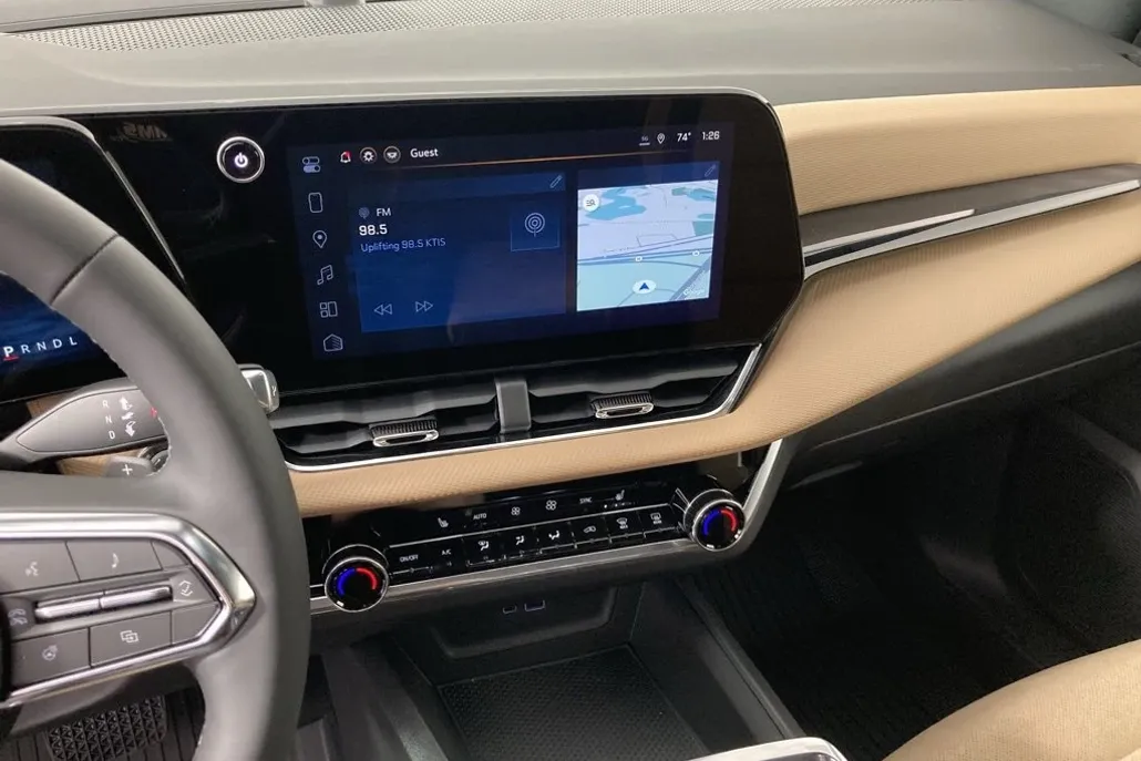 2026 Chevrolet Equinox ACTIV photo 1