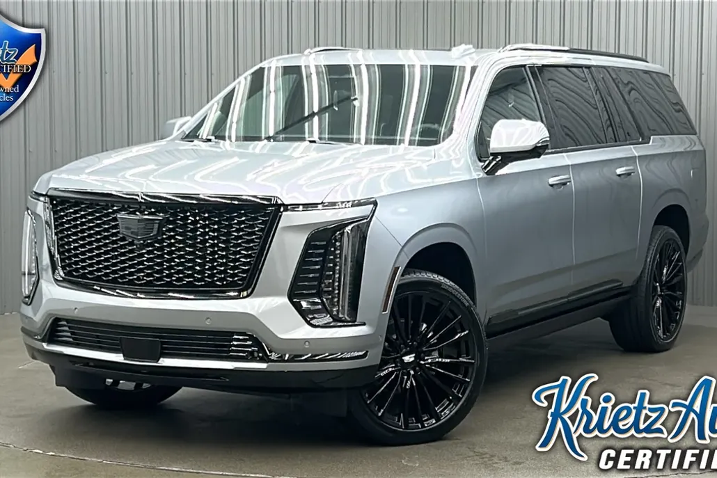 2025 Cadillac Escalade ESV Sport Platinum photo 1