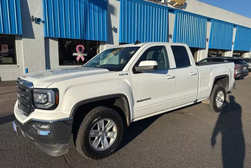 2018 Gmc Sierra 1500 SLE photo 1