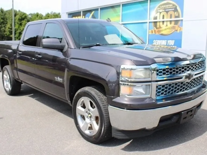2014 Chevrolet Silverado LT photo 1