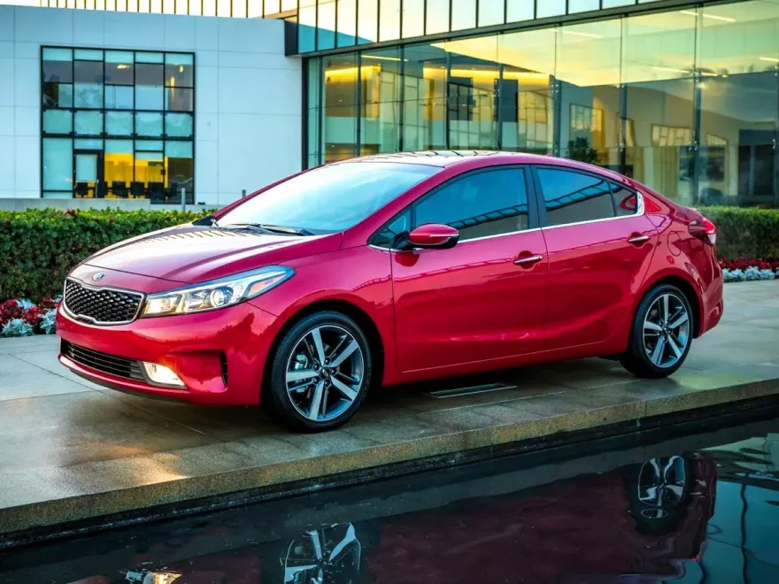 2017 Kia Forte LX photo 1