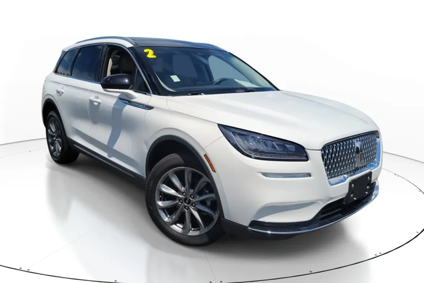 2022 Lincoln Corsair Standard photo 1