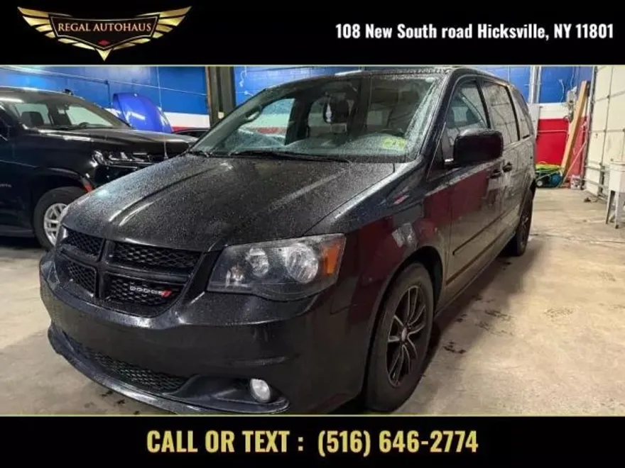 2016 Dodge Grand Caravan SE photo 1