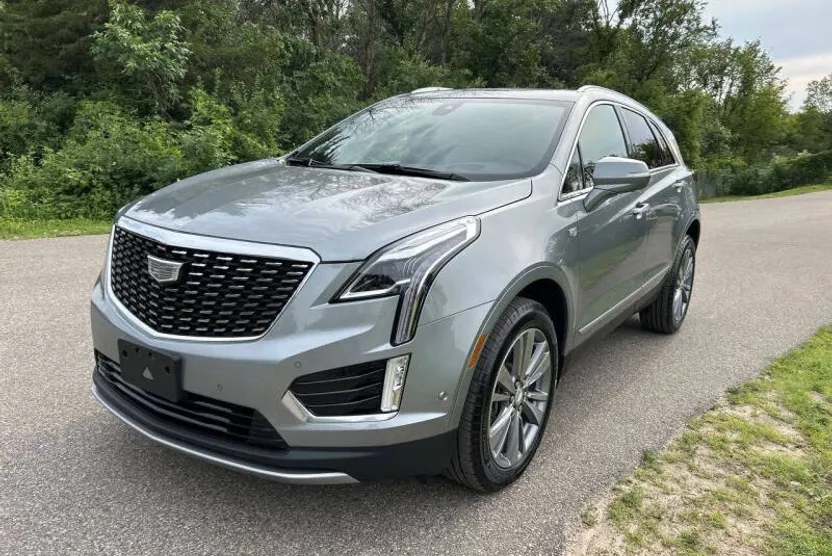 2024 Cadillac XT5 Premium Luxury photo 1