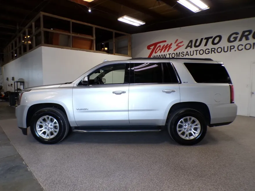 2016 Gmc Yukon SLT photo 1