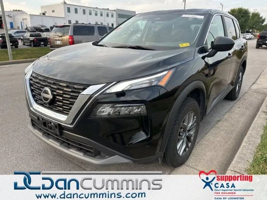 2023 Nissan Rogue S photo 1