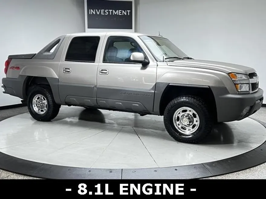2002 Chevrolet Avalanche Base photo 1