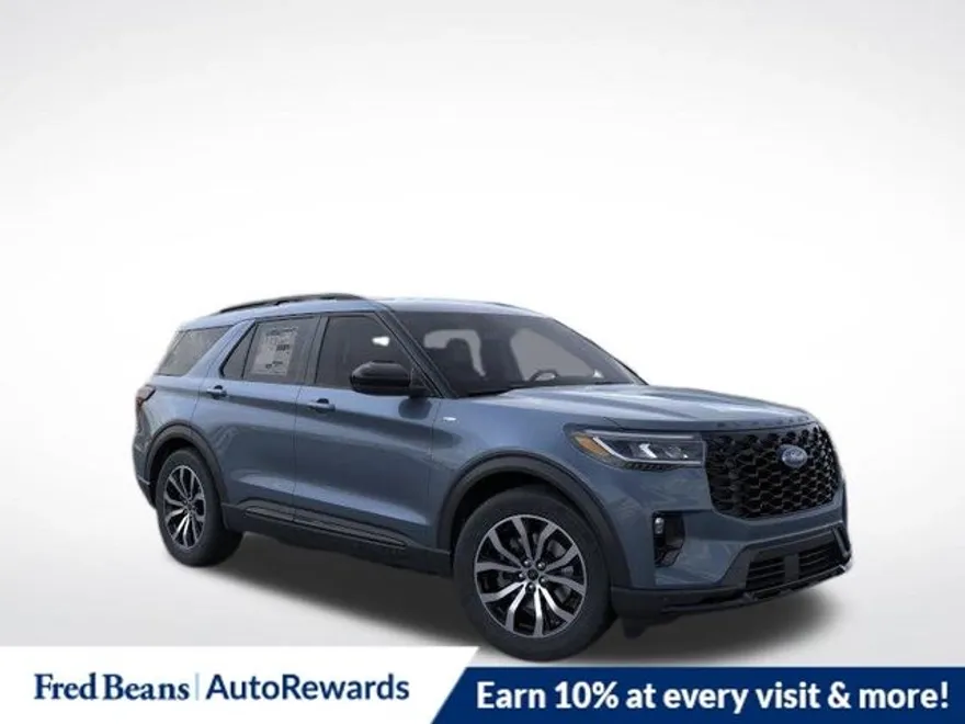 2025 Ford Explorer ST-Line photo 1