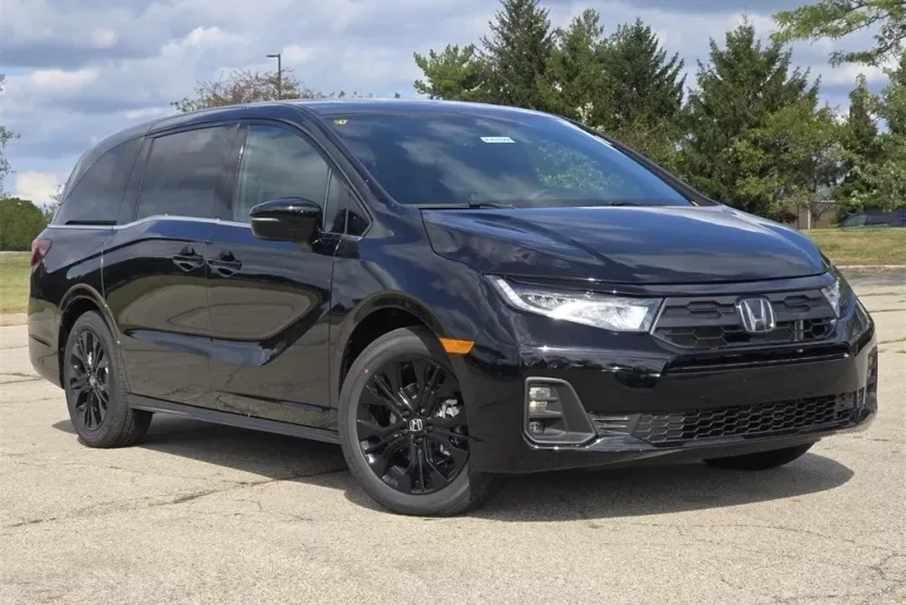 2026 Honda Odyssey photo 1