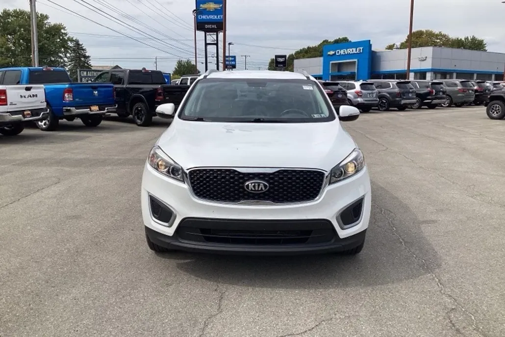 2018 Kia Sorento LX photo 1