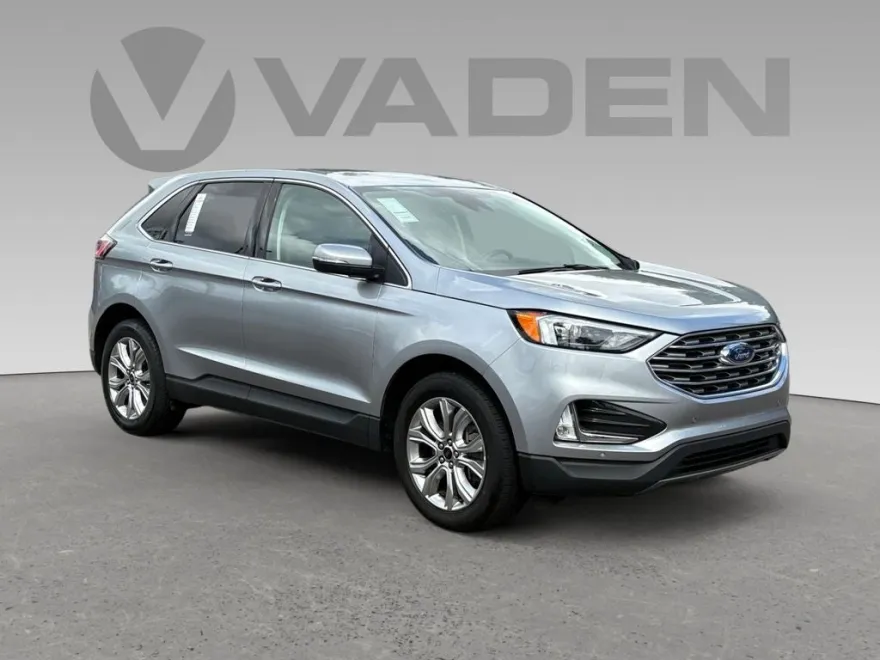 2024 Ford Edge Titanium photo 1