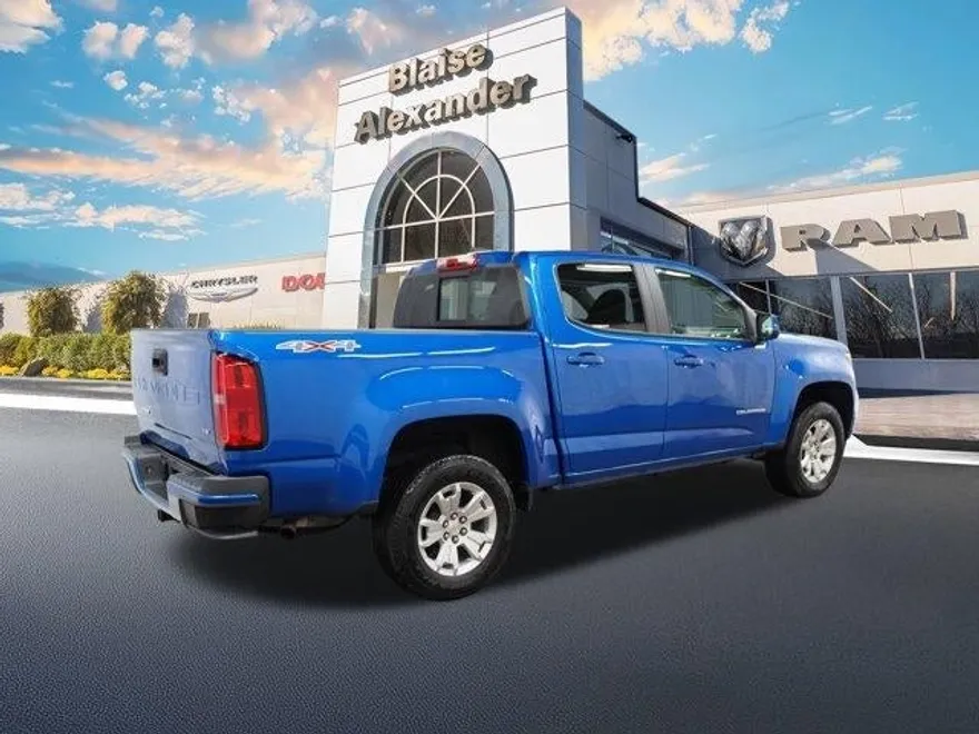 2022 Chevrolet Colorado LT photo 1