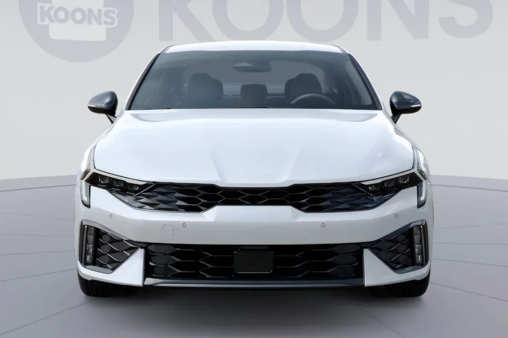2026 Kia K5 GT-Line photo 1