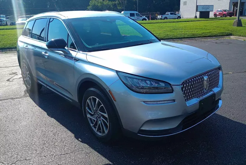 2022 Lincoln Corsair Standard photo 1