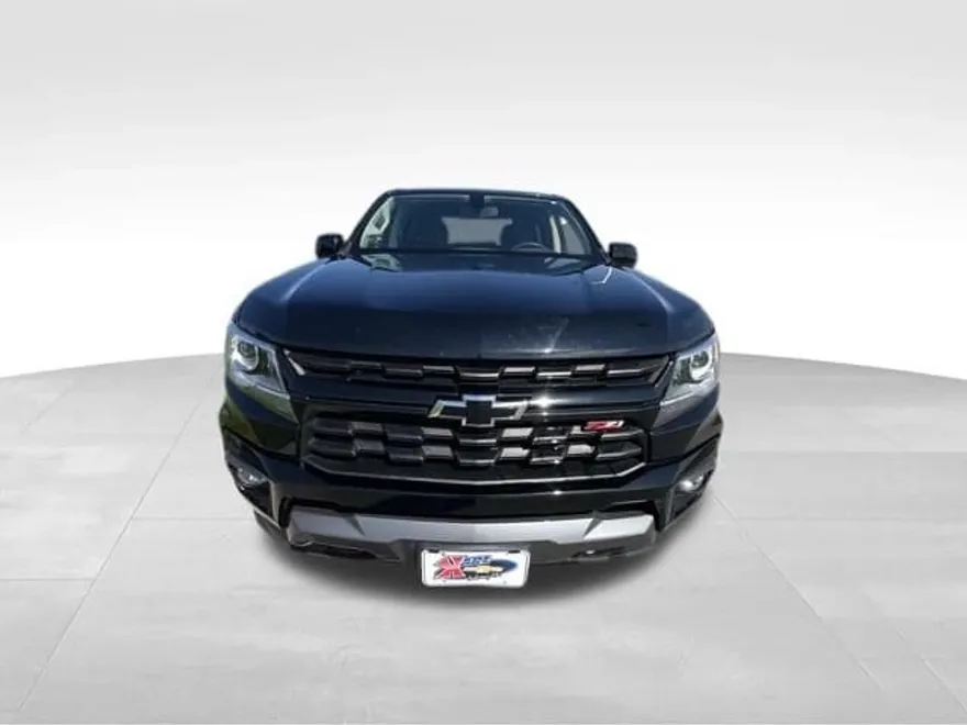 2022 Chevrolet Colorado Z71 photo 1