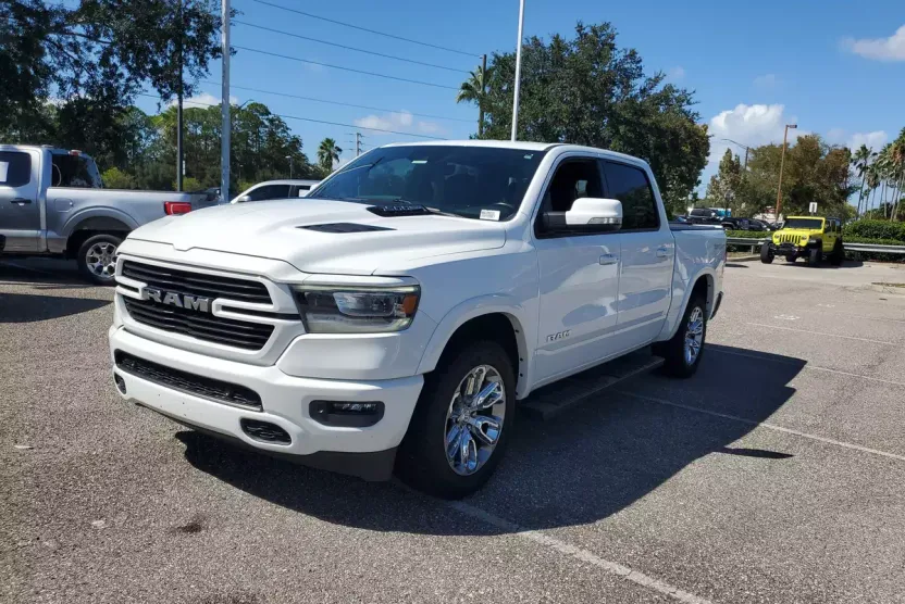 2022 Ram 1500 Laramie photo 1