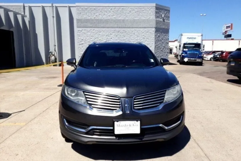 2017 Lincoln MKX Reserve photo 1
