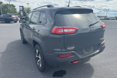 2017 Jeep Cherokee Trailhawk photo 3