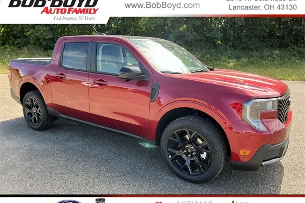 2025 Ford Maverick Lariat photo 1