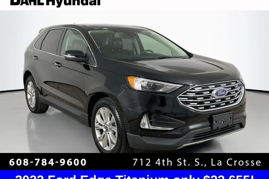 2022 Ford Edge Titanium photo 1