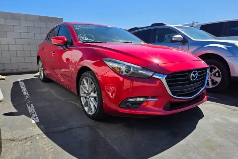 2017 Mazda Mazda3 Grand Touring photo 1