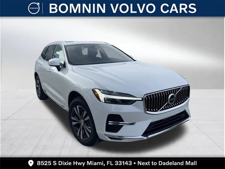 2023 Volvo XC60 Recharge Hybrid Core photo 1