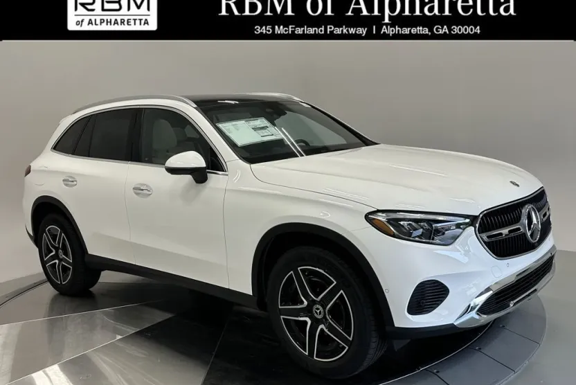 2026 Mercedes Benz GLC 300 photo 1