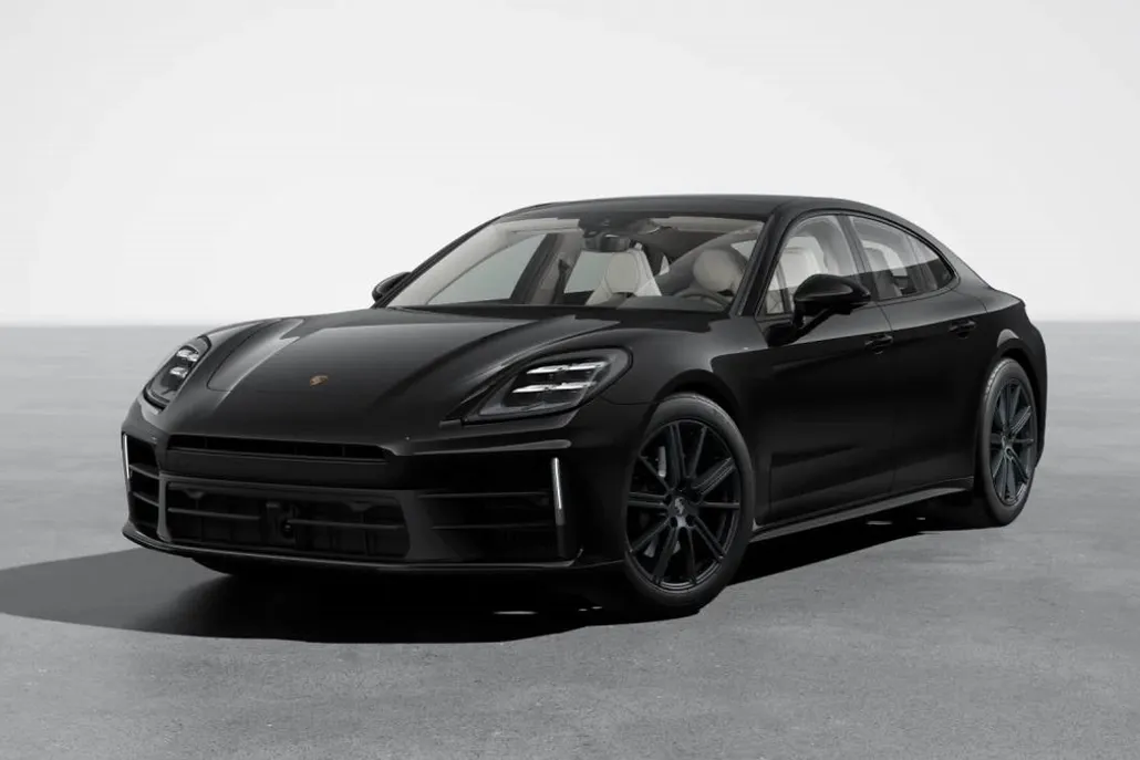 2025 Porsche Panamera 4 photo 1