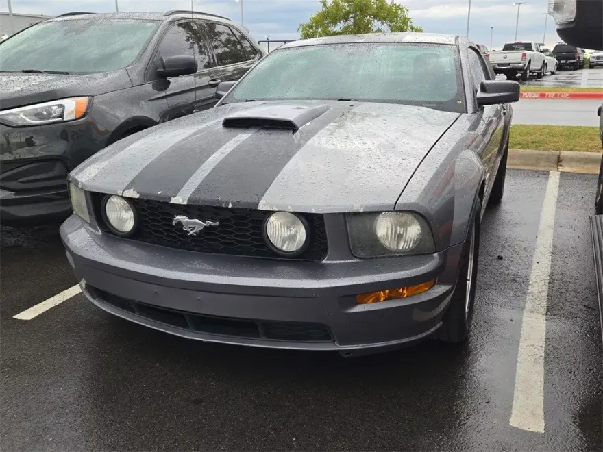 2007 Ford Mustang GT Deluxe photo 1