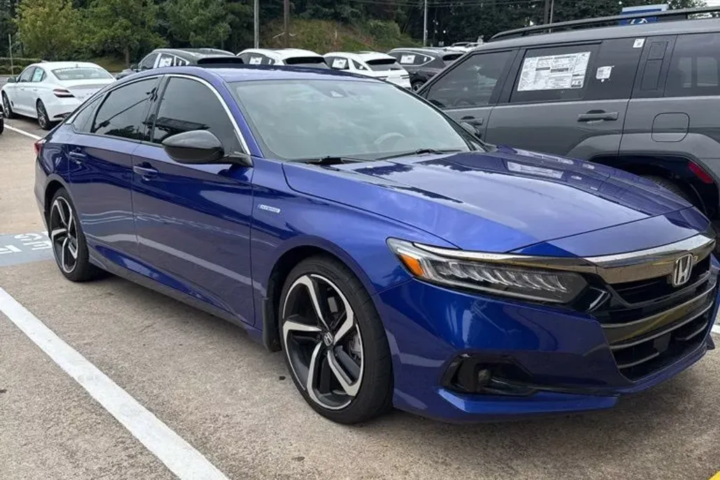 2022 Honda Accord Hybrid Sport photo 1