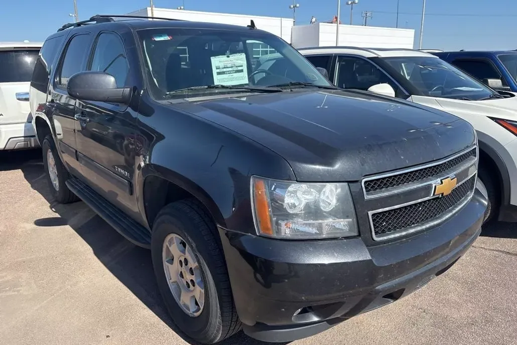2013 Chevrolet Tahoe LT photo 1