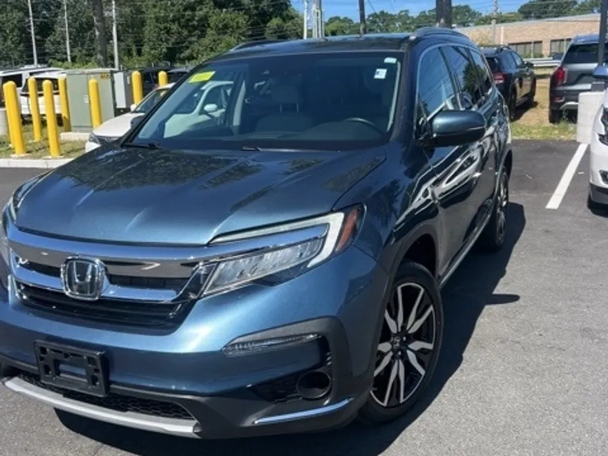 2021 Honda Pilot Touring photo 1