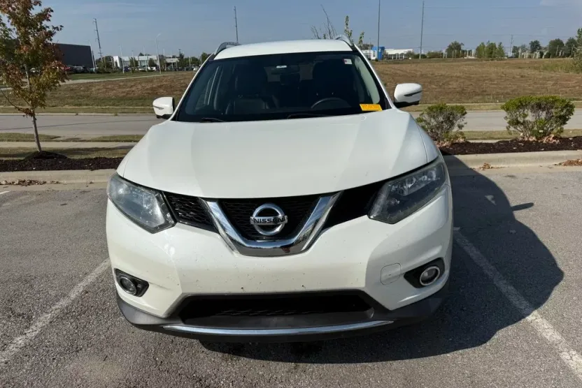 2016 Nissan Rogue SL photo 1