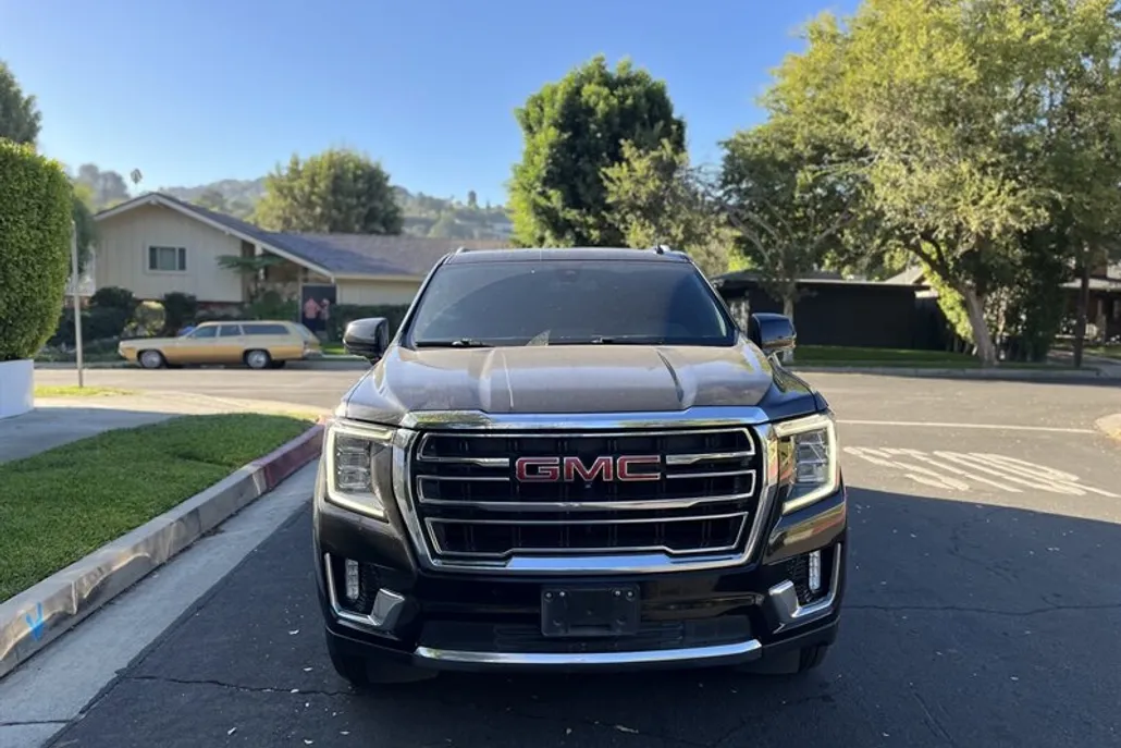 2022 Gmc Yukon XL SLT photo 1