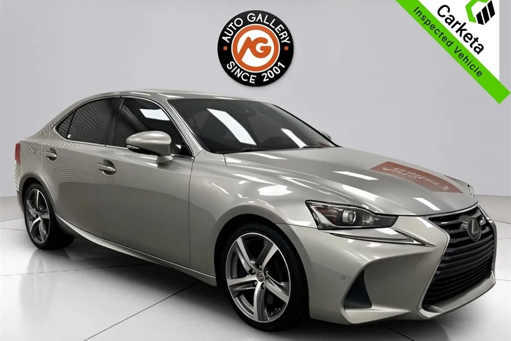 2019 Lexus IS 300 photo 1