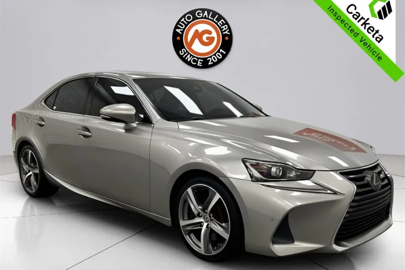2019 Lexus IS 300 photo 1