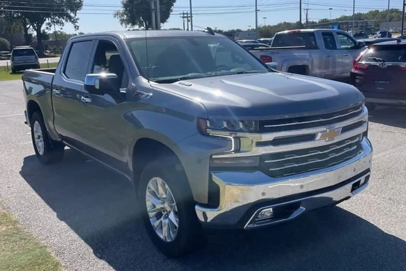 2021 Chevrolet Silverado 1500 LTZ photo 1