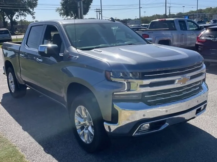 2021 Chevrolet Silverado 1500 LTZ photo 1