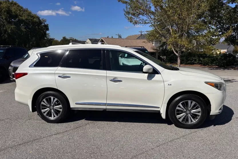 2015 Infiniti QX60 Base photo 1