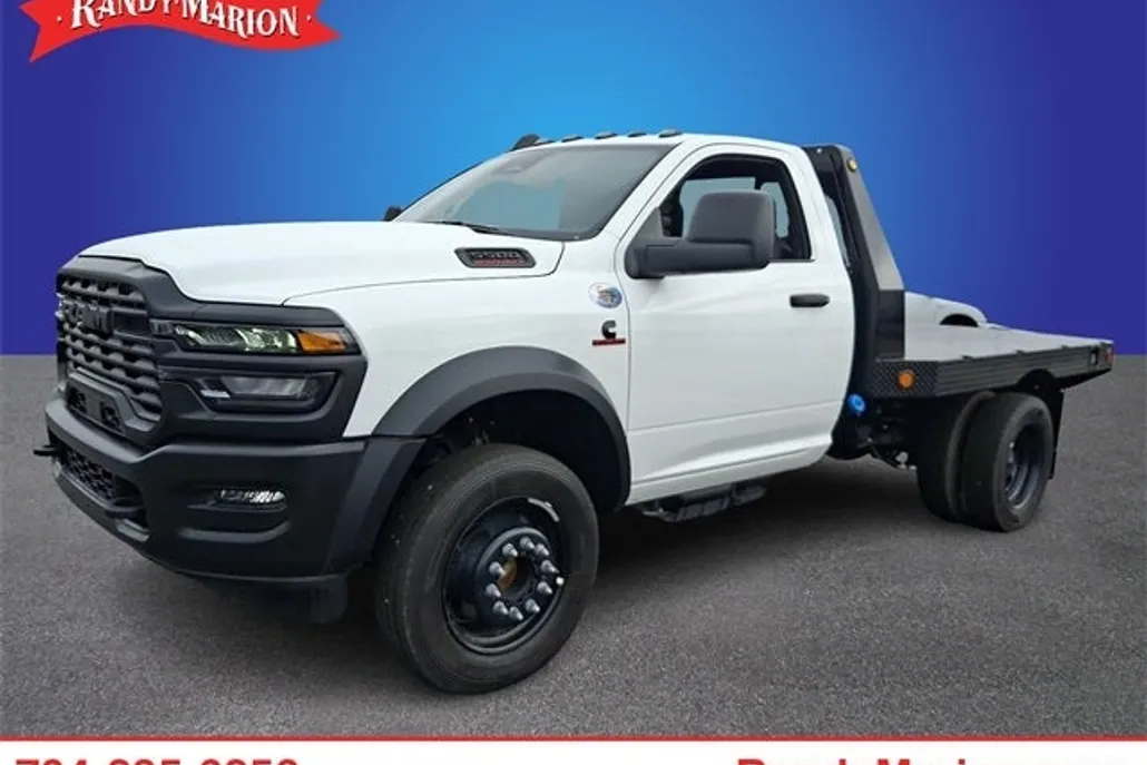 2025 Ram 5500 Tradesman photo 1