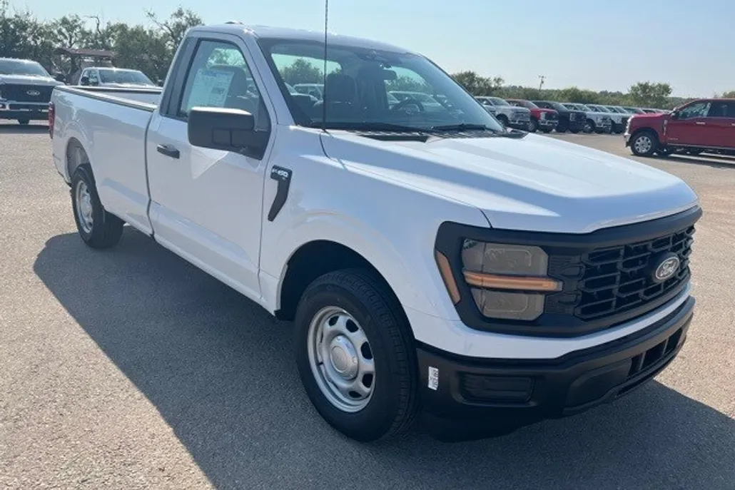 2025 Ford F-150 XL photo 1