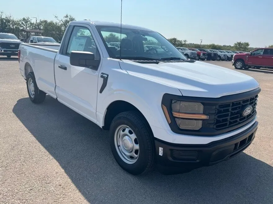 2025 Ford F-150 XL photo 1