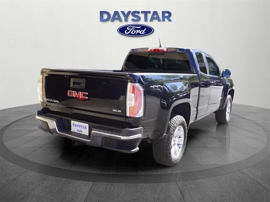 2017 Gmc Canyon SLE photo 1