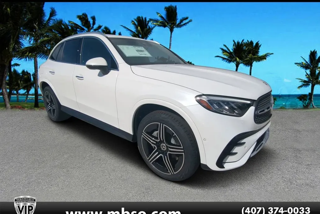 2026 Mercedes Benz GLC 300 photo 1
