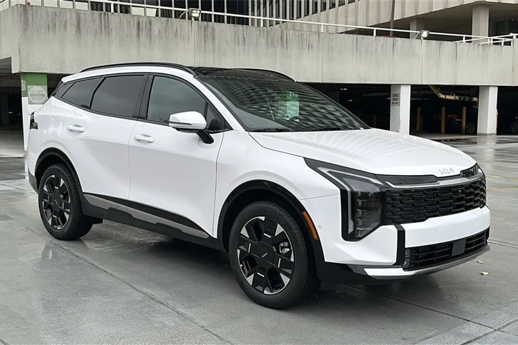 2026 Kia Sportage photo 1