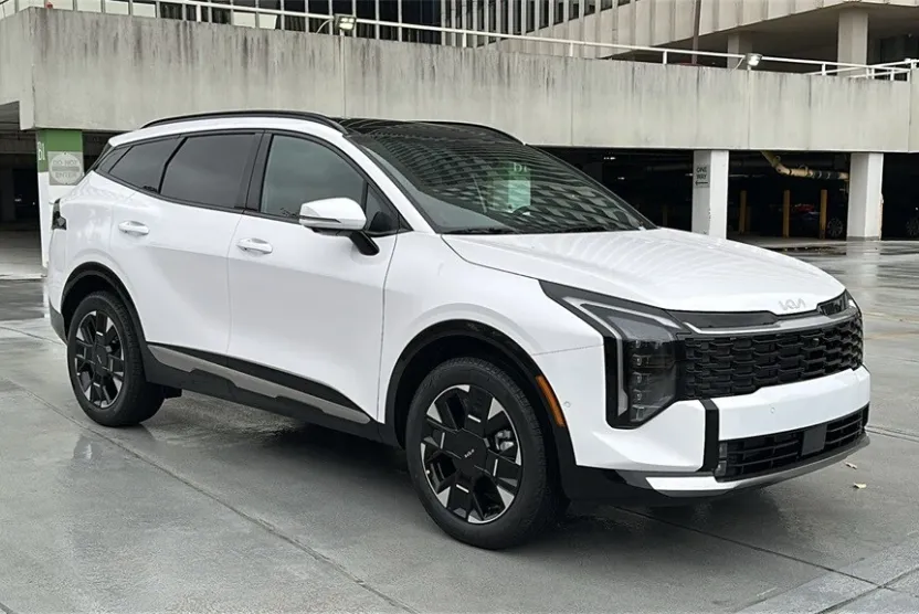 2026 Kia Sportage photo 1