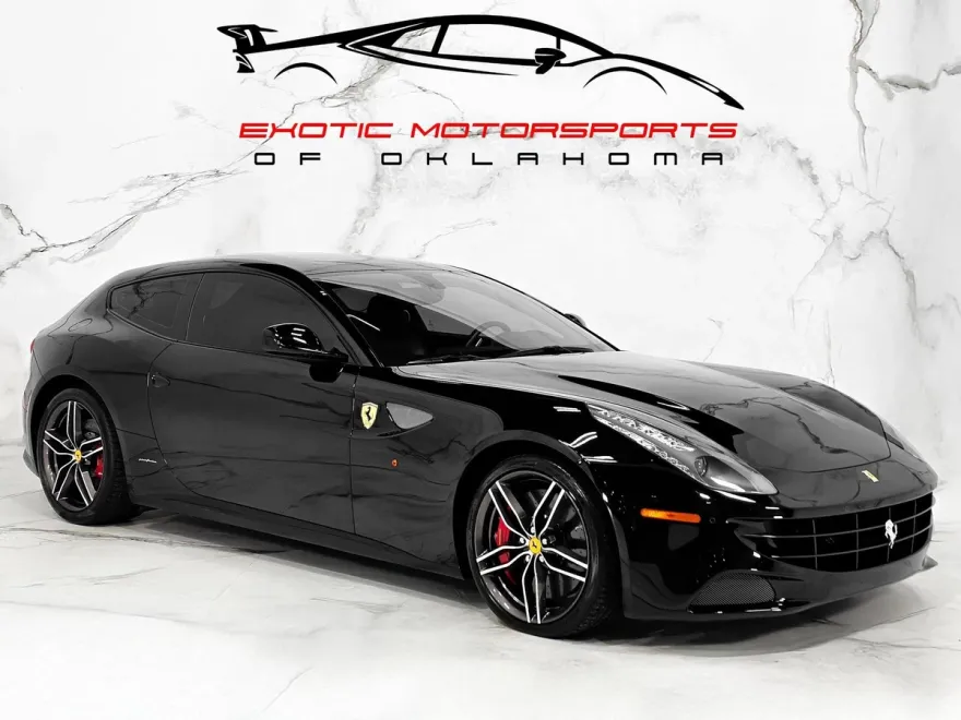 2016 Ferrari FF Base photo 1