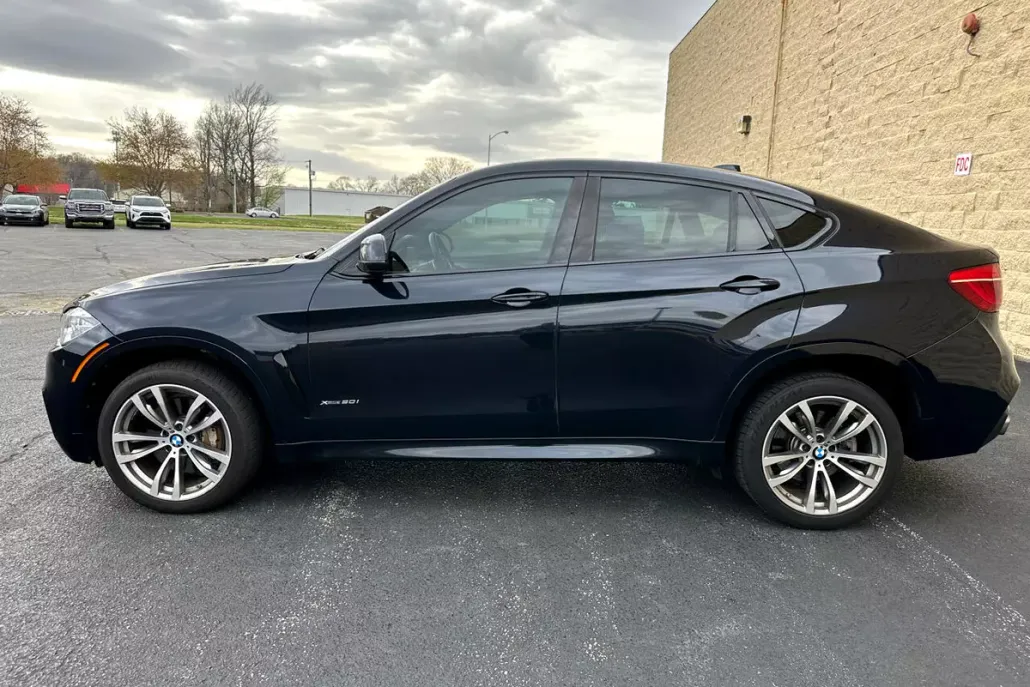 2015 Bmw X6 xDrive50i photo 1