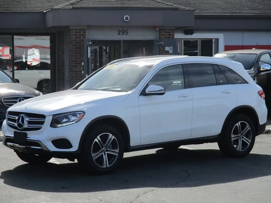 2019 Mercedes Benz GLC 300 4MATIC photo 1