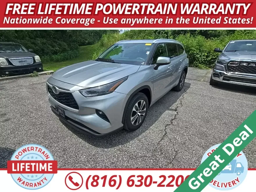 2022 Toyota Highlander XLE photo 1